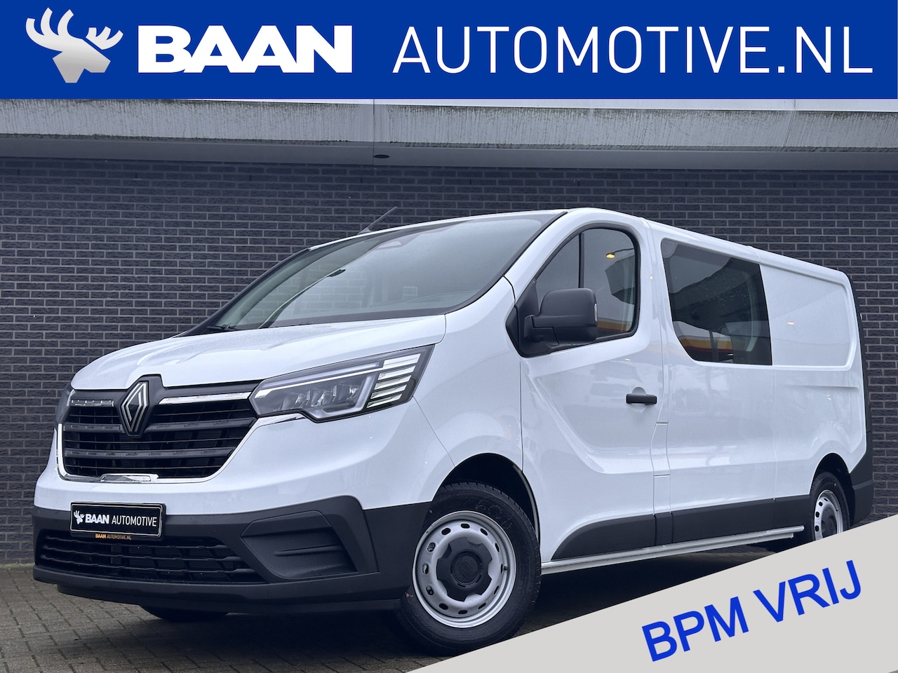 Renault Trafic - 2.0 Blue dCi 130 T29 L2H1 Advance DC | Houten vloer | Zijwandbekleding laadruimte | Trekha - AutoWereld.nl