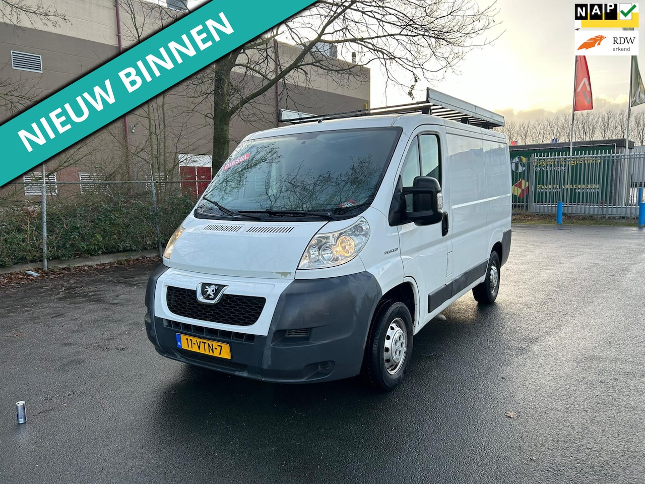 Peugeot Boxer - 330 2.2 HDI L1H1 Pro 330 2.2 HDI L1H1 Pro - AutoWereld.nl