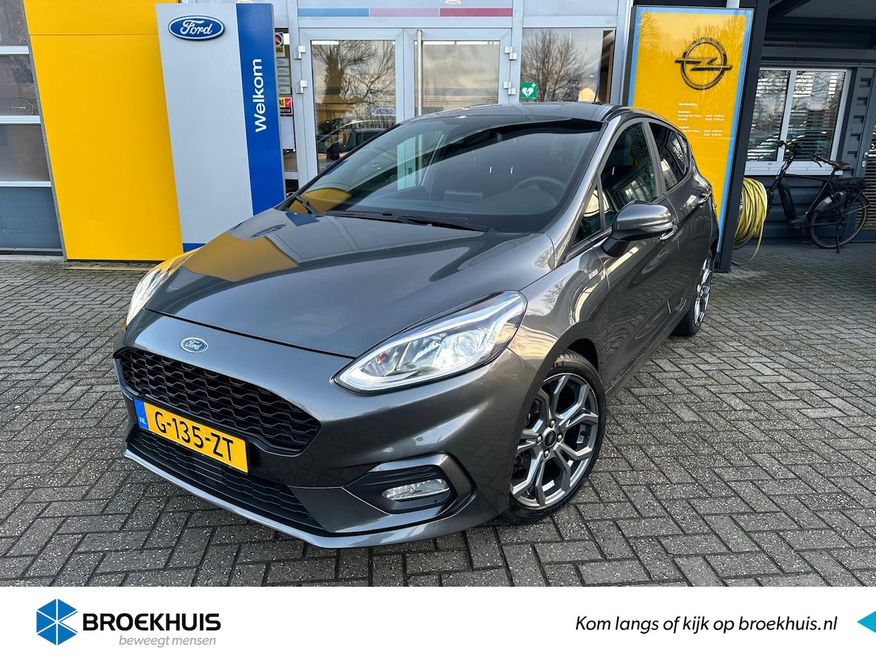 Ford Fiesta - 1.0 95PK ST-Line | NAVIGATIE| CRUISE CONTROL| DAB| PARKEERSENSOREN| KEYLESS START - AutoWereld.nl