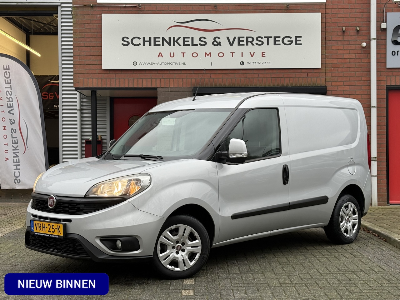 Fiat Doblò Cargo - 1.3 SX PDC / Telefoon / Navigatie - AutoWereld.nl