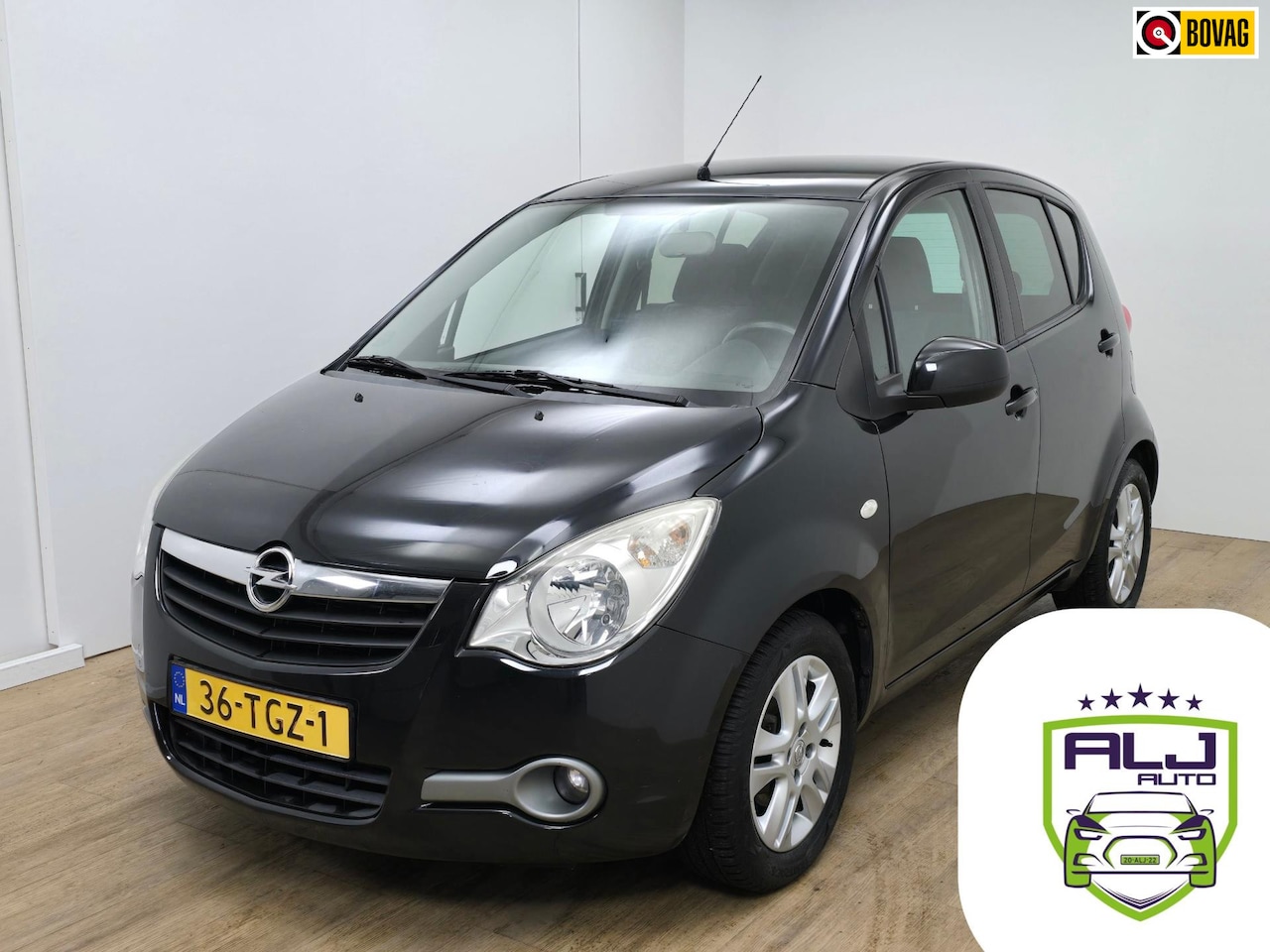 Opel Agila - Occasion 1.0 Edition met airco | Tweedehands Opel Agila in zwart | Auto met hogere instap - AutoWereld.nl