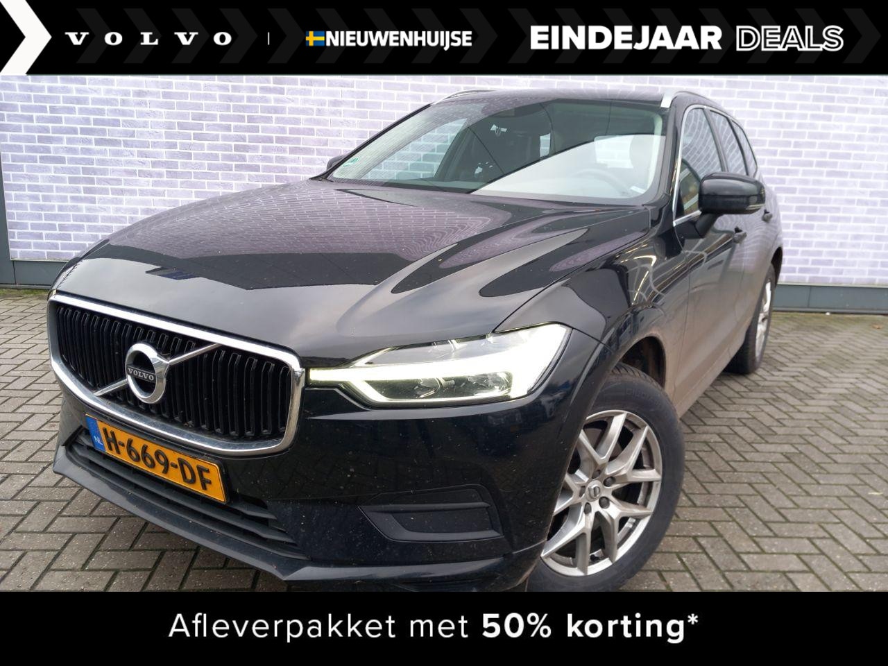 Volvo XC60 - B5 Momentum Pro | Navi | Stoelverwarming | Cruise Control | Lederen Bekleding | Elek. Acht - AutoWereld.nl