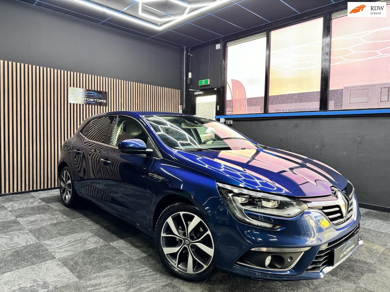 Renault Mégane - 1.2 TCe GT-Line 1e Eig Navi Cruise R Camera Led Bluetooth In perfecte staat!! - AutoWereld.nl