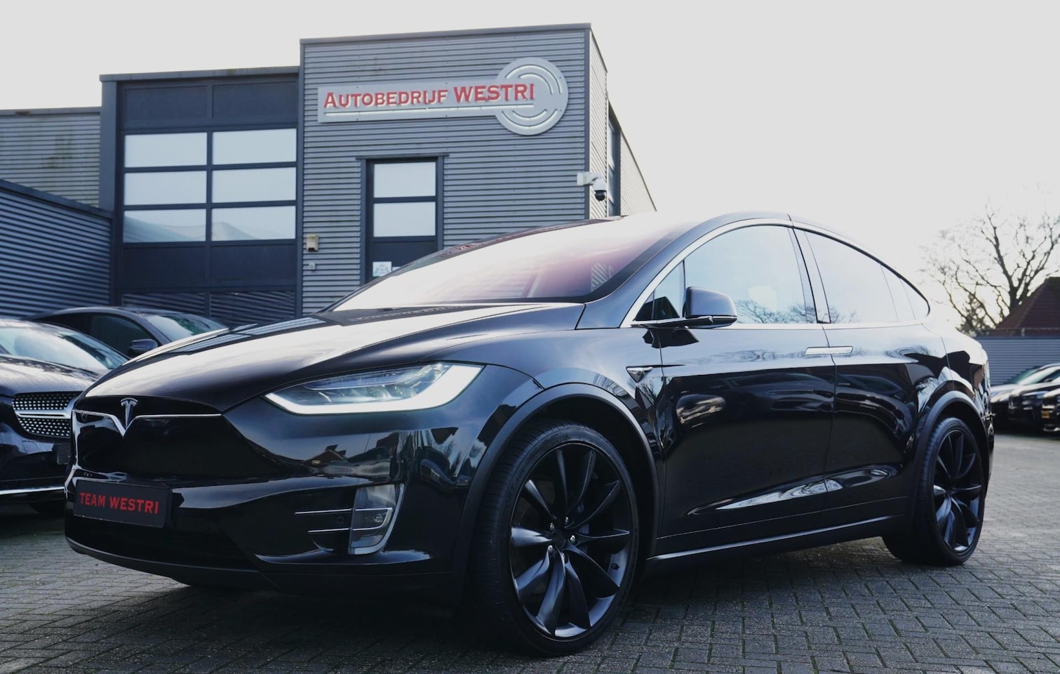 Tesla Model X - 75D Base | Inclusief BTW | 417KM Actieradius | 333PK | Vleugeldeuren | 360 Cam | 17 inch t - AutoWereld.nl