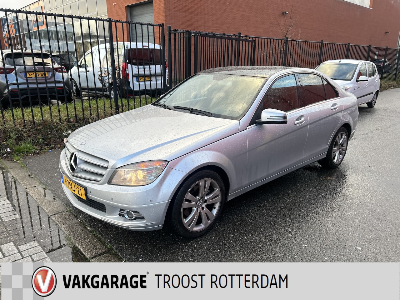 Mercedes-Benz C-klasse - 180 K BlueEFFICIENCY| Stoelverwarming | Climate control | APK tot 24-06-2025 | Meeneemprij - AutoWereld.nl