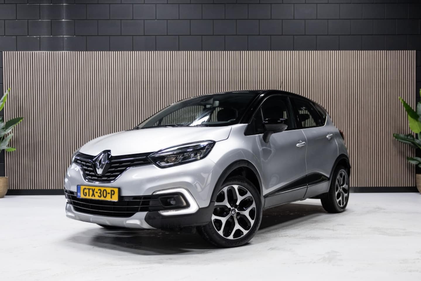 Renault Captur - 1.2 TCe Intens | NAVI | PDC | CLIMATE | CRUISE | - AutoWereld.nl