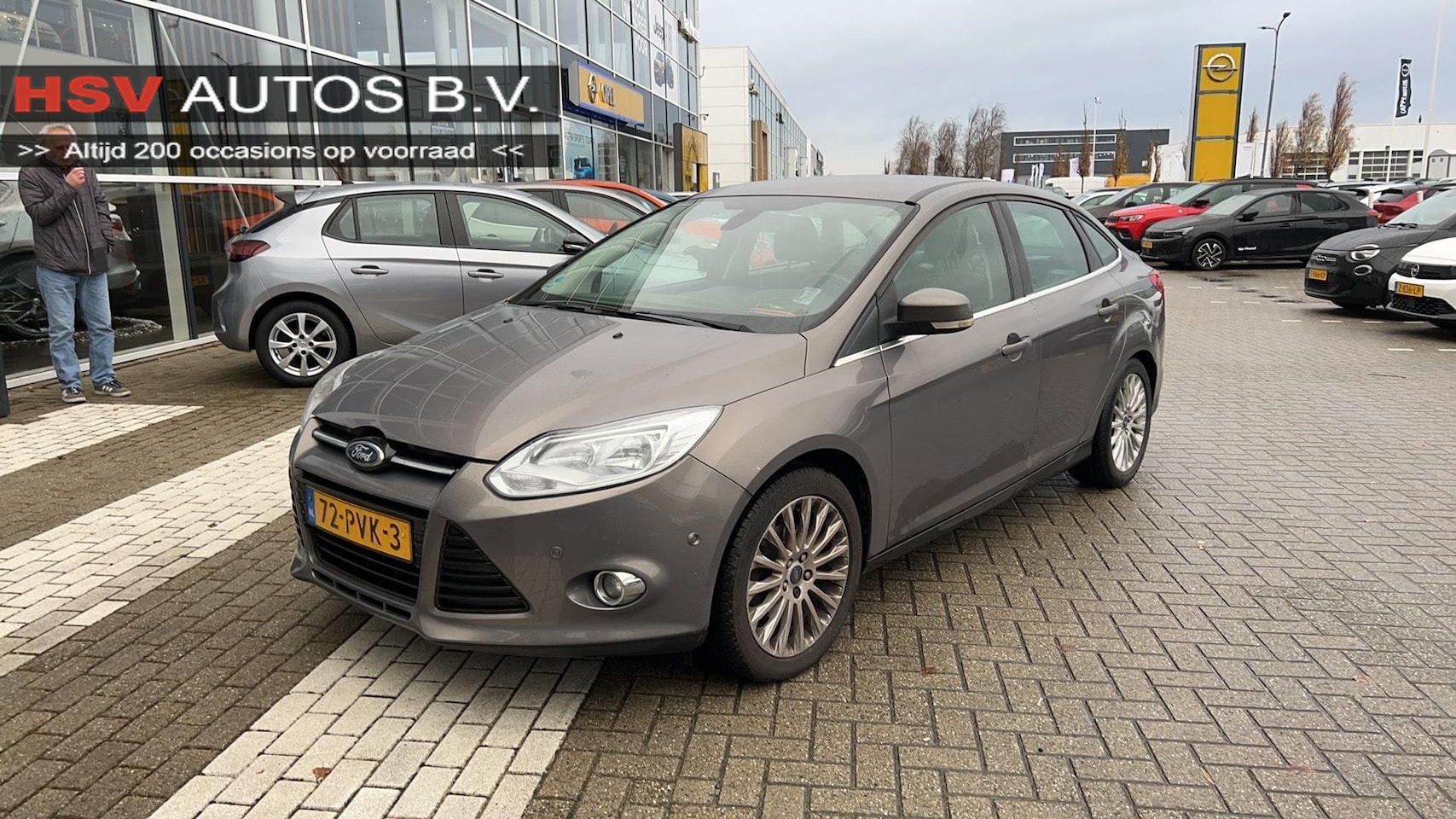 Ford Focus - 1.6 TI-VCT First Edition navi airco LM 4-deurs - AutoWereld.nl