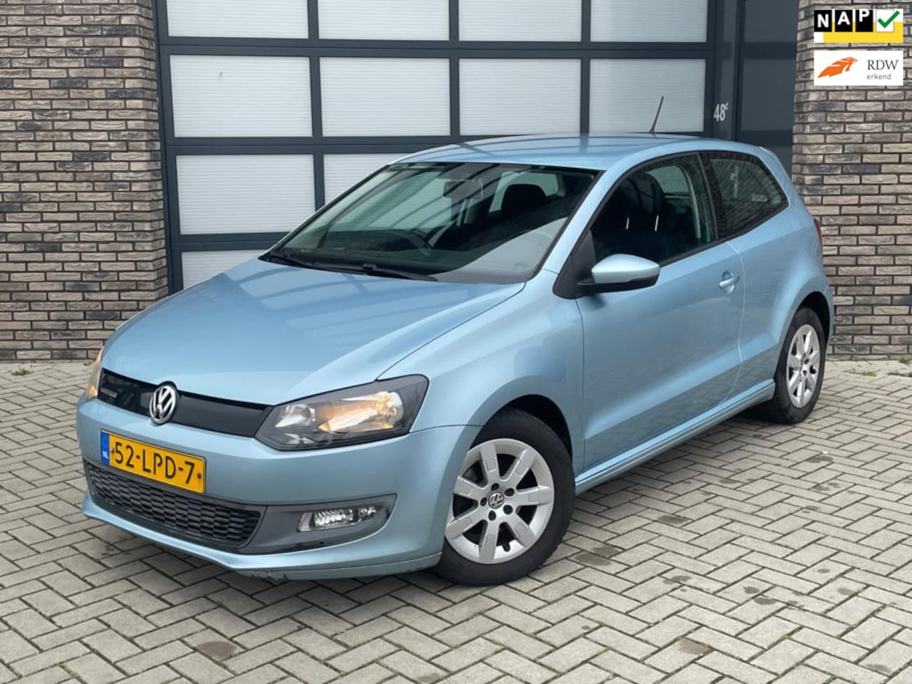 Volkswagen Polo - 1.2 TDI BlueMotion Comfortline 2010 Blauw - AutoWereld.nl