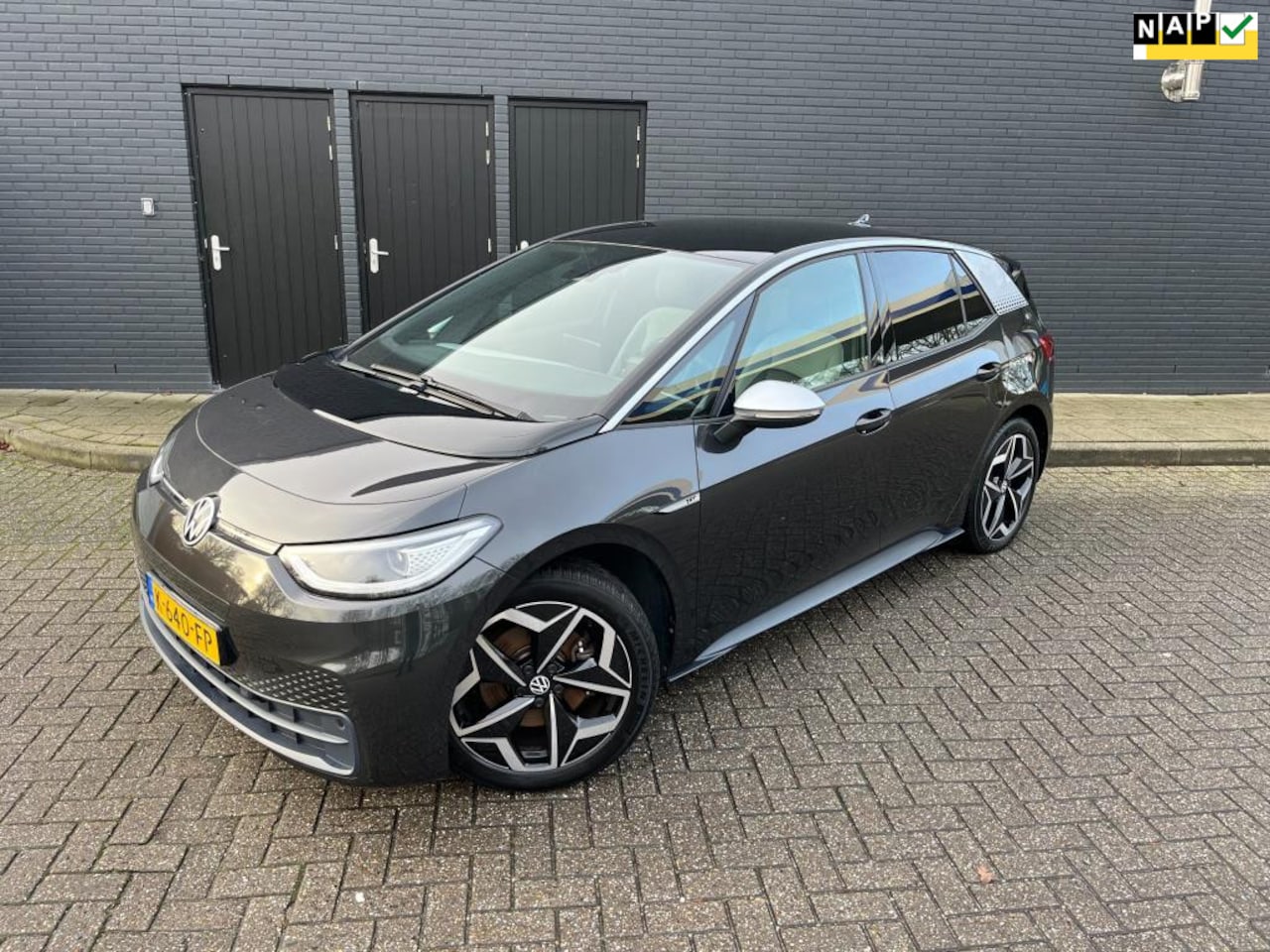 Volkswagen ID.3 - First Plus 58 kWh - AutoWereld.nl