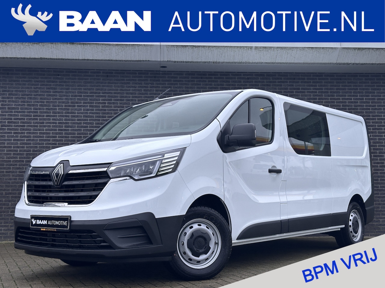 Renault Trafic - 2.0 Blue dCi 130 T29 L2H1 Advance DC | Houten vloer | Zijwandbekleding laadruimte | Trekha - AutoWereld.nl