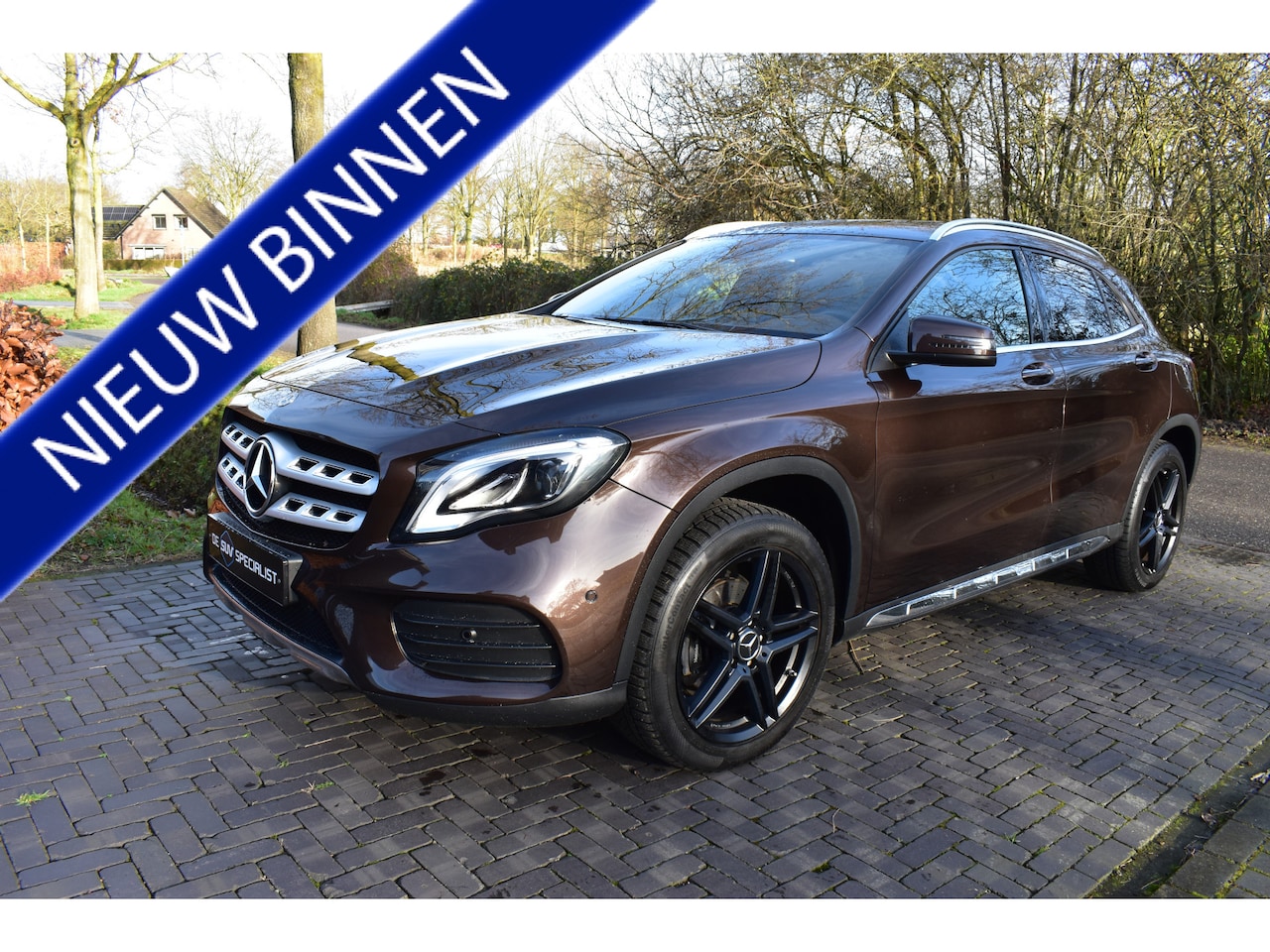 Mercedes-Benz GLA-Klasse - 180 AUT, AMG Pakket, LEER. NIEUWST. - AutoWereld.nl