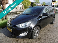 Hyundai i20 - 1.2i 86pk 5-deurs 1e eigenaar Airco LED Historie Zuinig