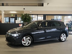 Volkswagen Golf - 8 1.4 eHybrid GTE 245PK Volleder Navi Led