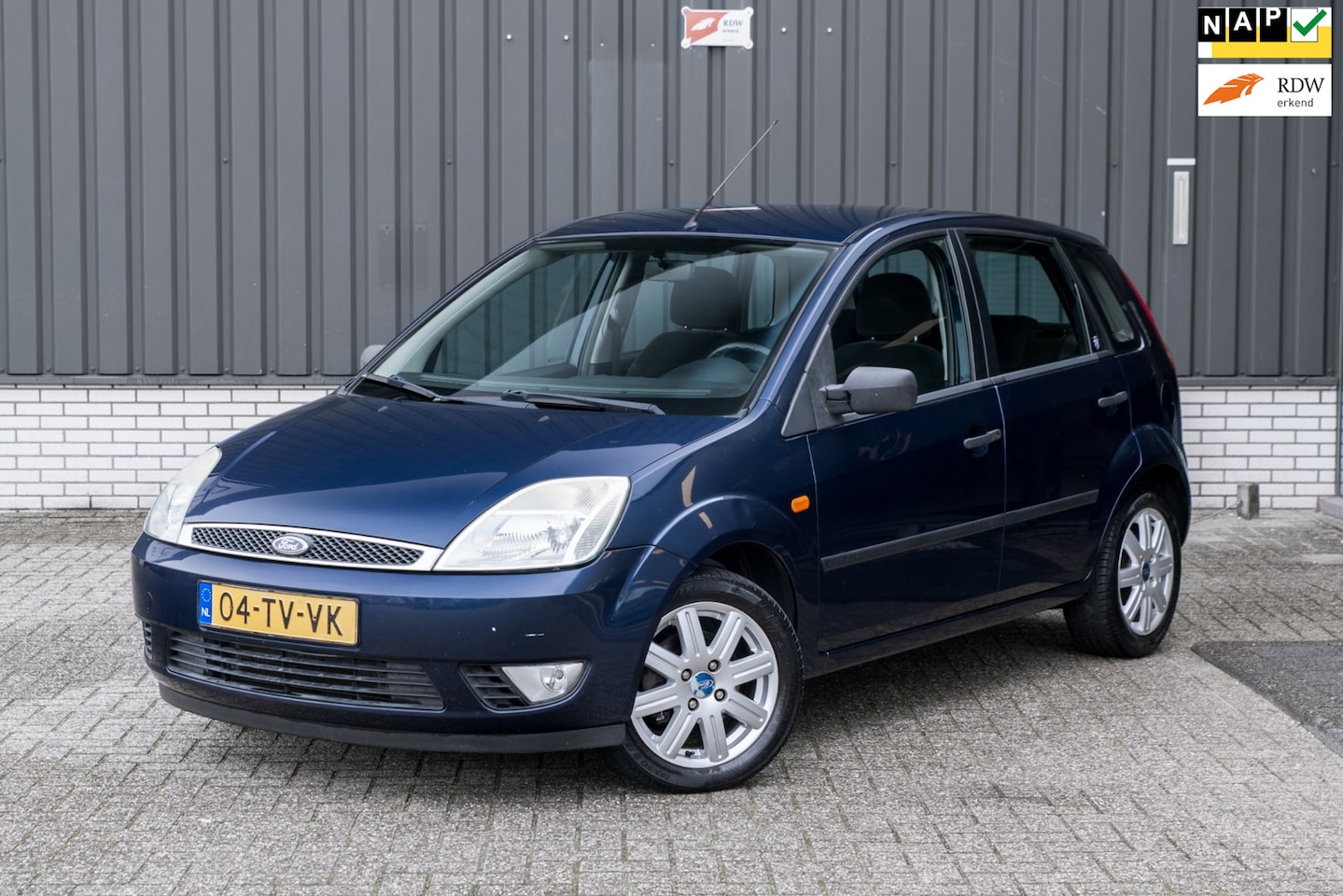 Ford Fiesta - 1.6-16V Ghia *Volledig Onderhouden*Automaat* - AutoWereld.nl