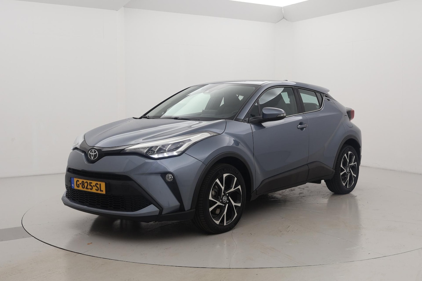 Toyota C-HR - 1.2 Turbo Dynamic Navigatie - AutoWereld.nl