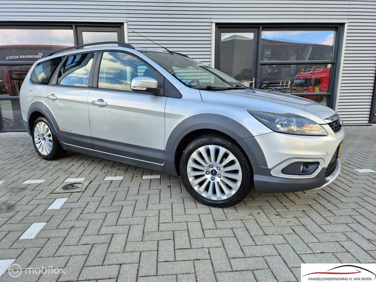 Ford Focus Wagon - 1.8 X Road NAVI 17" CRUISE PDC NAP - AutoWereld.nl