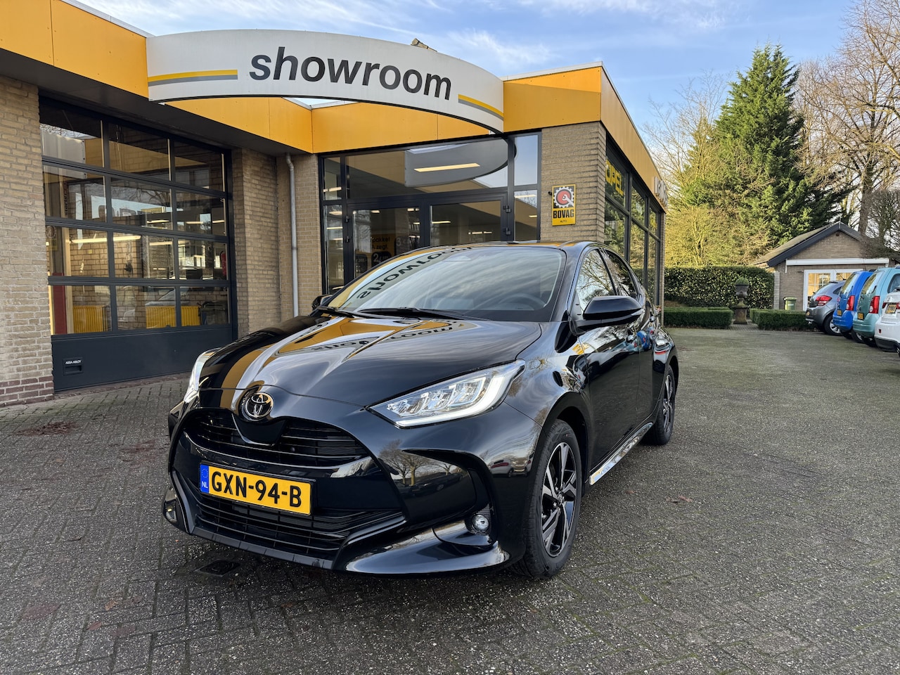 Toyota Yaris - 1.5 Hybrid 115 First Edition Automaat Navi Climate Control Carplay Stoelverwarming - AutoWereld.nl