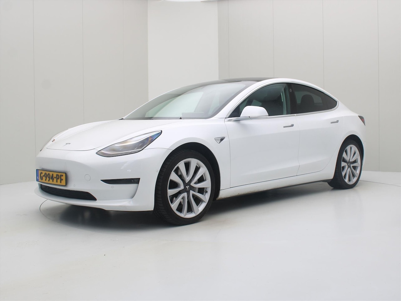 Tesla Model 3 - Long-Range AWD 351pk 75 kWh [ AUTOPILOT+620KM WLTP+PREMIUM AUDIO ] - AutoWereld.nl