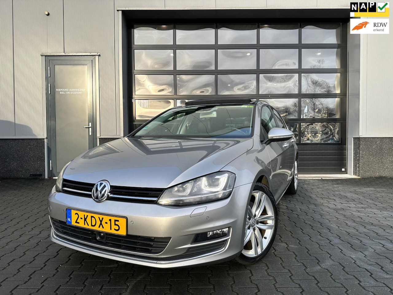 Volkswagen Golf - 1.4 TSI ACT Highline automaat panoramadak - AutoWereld.nl