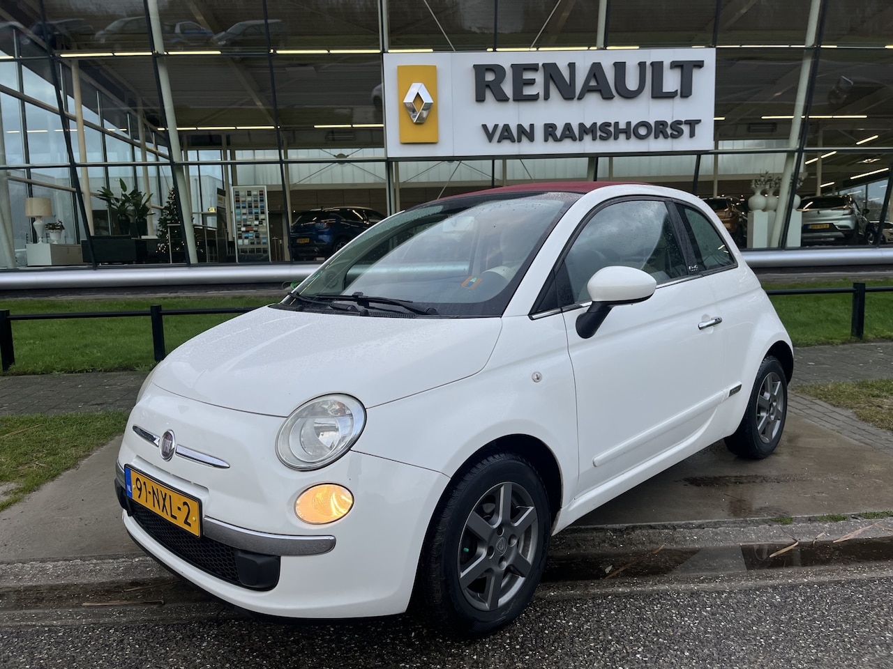 Fiat 500 C - 1.2 Pop / Automaat / Cabrio / PDC. Achter / Elek Ramen V / - AutoWereld.nl