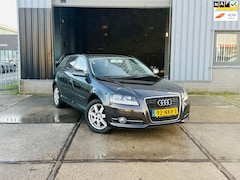 Audi A3 Sportback - 1.4 TFSI Attraction Pro Line Business(AUT+PDC+Dealer Onderhoud)