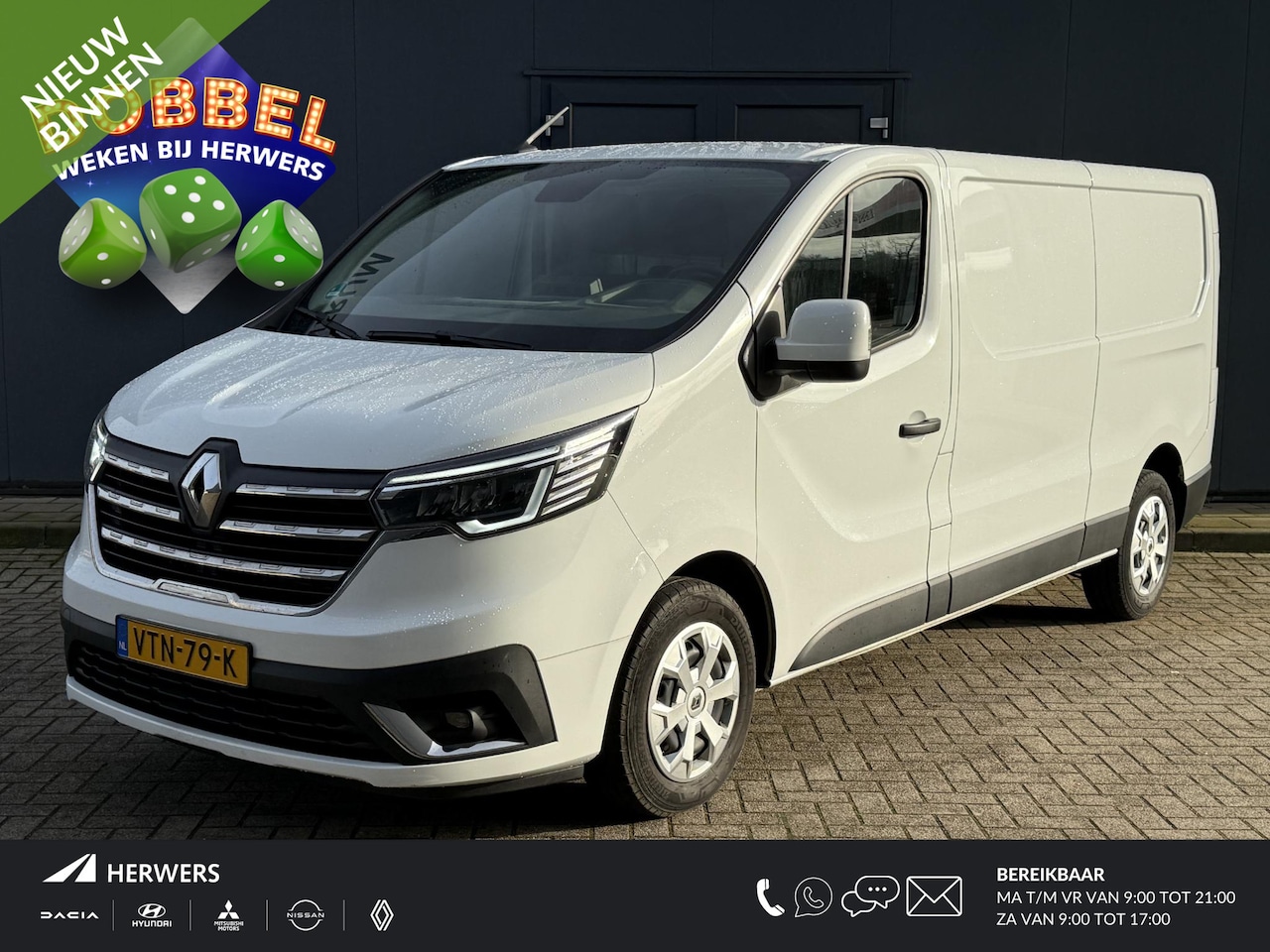 Renault Trafic - 2.0 dCi 130 T30 L2H1 Work Edition / Trekhaak (trekgewicht 2500 kg)  / Apple Carplay  / Cru - AutoWereld.nl