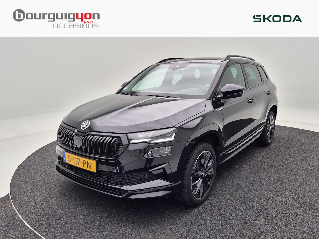 Skoda Karoq - 1.5 TSi 150 Pk Automaat Sportline Business | Full LED | Trekhaak | 18 Inch | Adaptive Crui - AutoWereld.nl