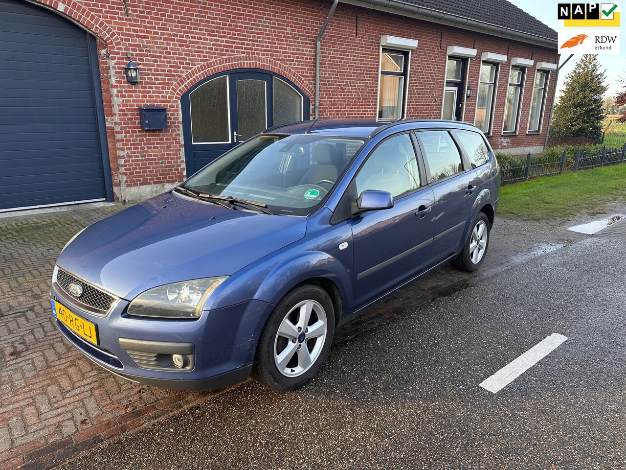 Ford Focus Wagon - 1.6-16V First Edition apk t/m 13-12-2025 - AutoWereld.nl