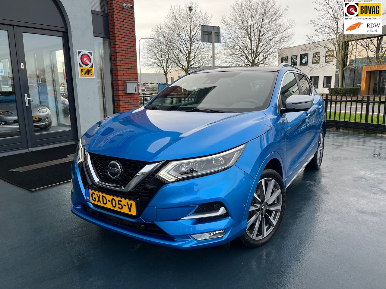 Nissan Qashqai - 1.3 DIG-T Tekna + AUTOMAAT LEDER 360CAMERA - AutoWereld.nl