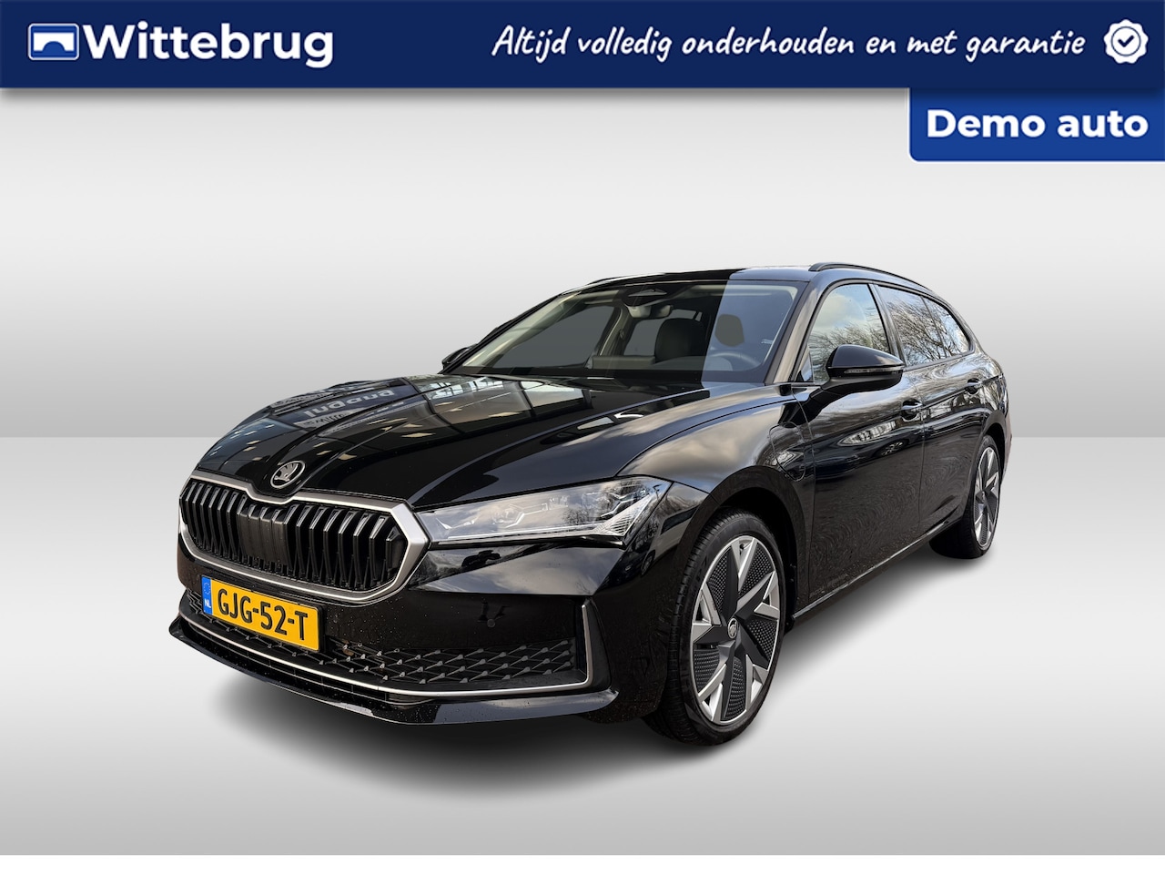 Skoda Superb Combi - 1.5 TSI iV First Edition 1.5 TSI iV First Edition - AutoWereld.nl