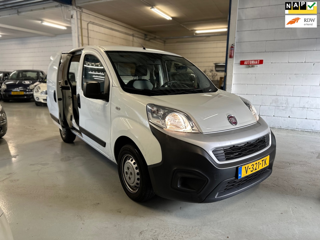 Fiat Fiorino - 1.3 MJ SX EURO 6 | LAGE KM ! - AutoWereld.nl