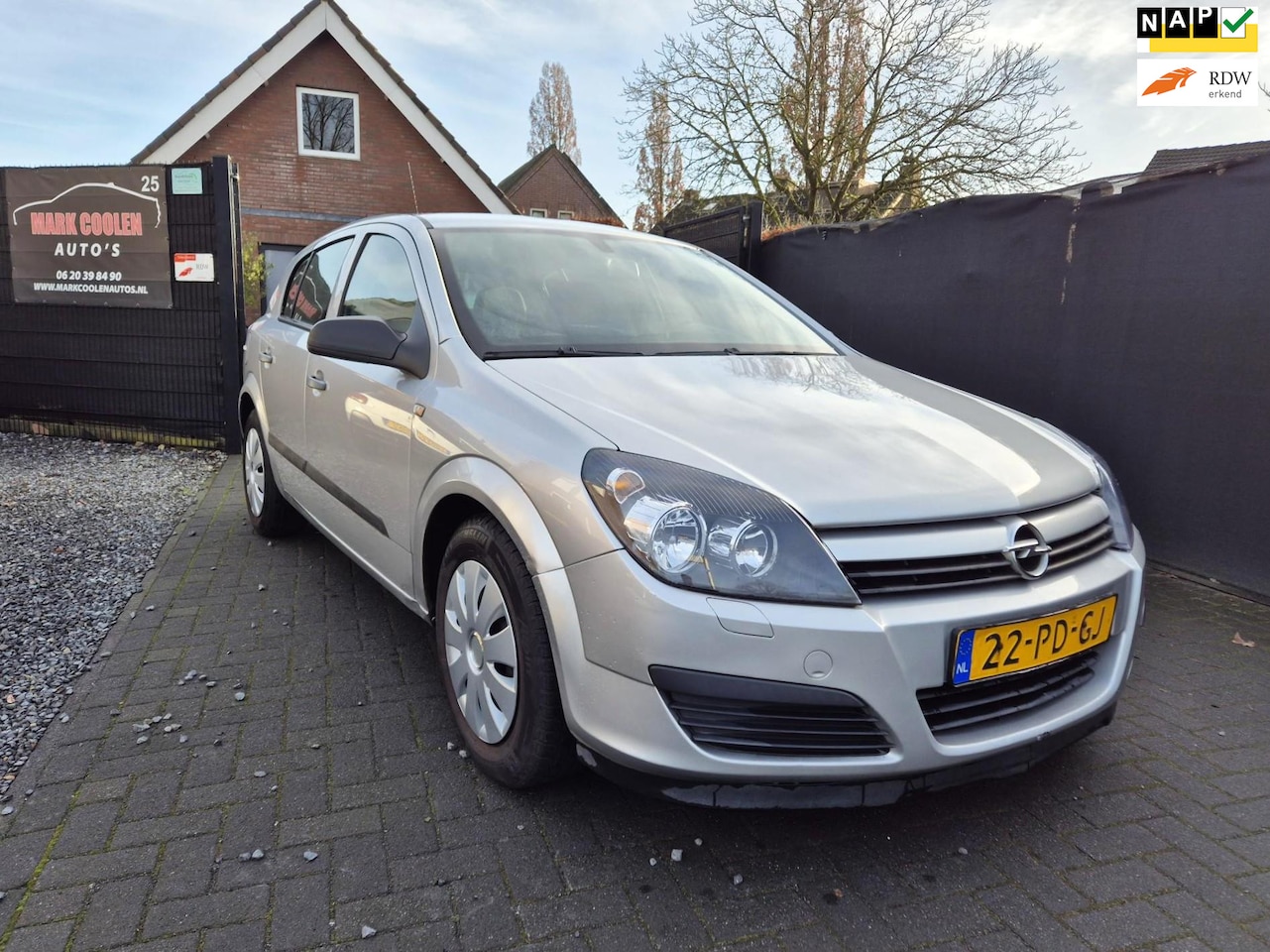 Opel Astra - 1.4 Essentia Airco Cruise - AutoWereld.nl