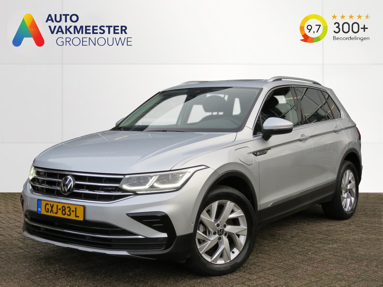 Volkswagen Tiguan - 1.4 TSI eHybrid Business+ aut./ Pano dak / IQ Light / Camera / Virtual / BOVAG garantie - AutoWereld.nl