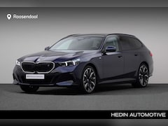 BMW i5 Touring - M-Sport Pro eDrive40 84 kWh | Bowers&Wilkins | Panoramadak | CraftedClarity | Trekhaak | D