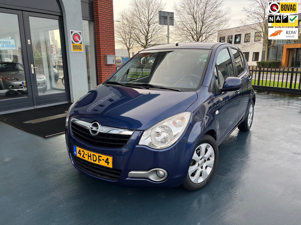 Opel Agila - 1.2 Enjoy AUTOMAAT AIRCO - AutoWereld.nl