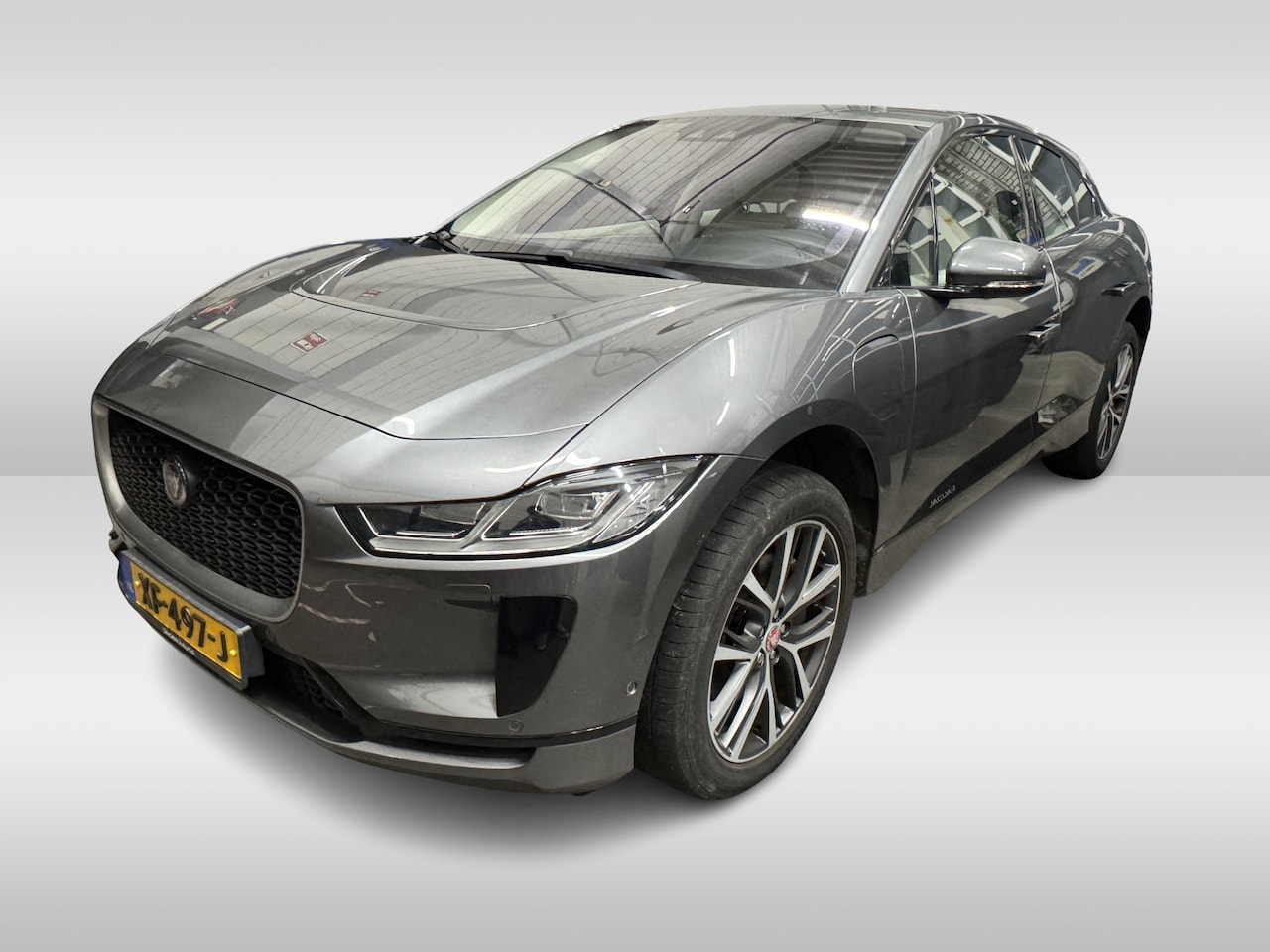 Jaguar I-PACE - EV400 SE 90 kWh / Camera / Leder / 20'' / Keyless / Dodehoek / ACC / Navigatie / Stoelverw - AutoWereld.nl