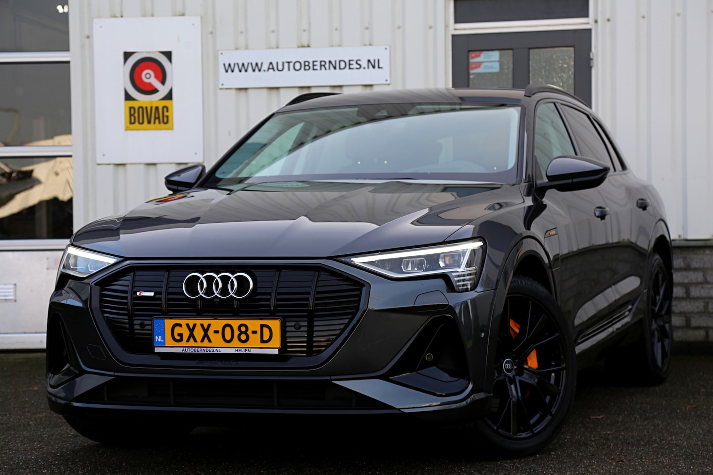 Audi e-tron - 55 quattro S-Line 408PK 95 kWh*Excl. BTW*Adapt. Luchtvering/Black Pack/Leder/Afneemb. Trek - AutoWereld.nl