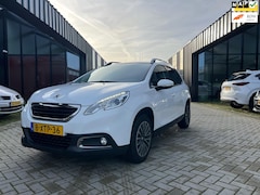 Peugeot 2008 - 1.2 PureTech Active Automaat Pano 1ste Eig NL Auto NAP