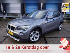 BMW X1 - SDrive18i Executive * Automaat * Cruise * Airco