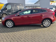 Volvo V40 - 1.6 D2 Summum Xenon, Leer, Stoelverwarming , Keyless