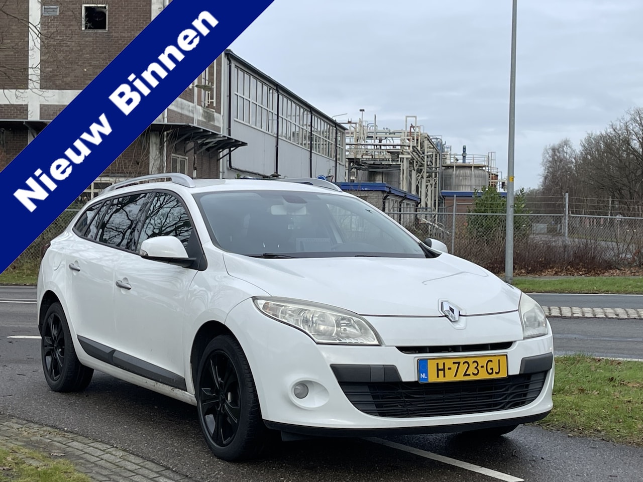 Renault Mégane Estate - 1.4 TCe Expression | Navigatie Carplay | LM Velgen | APK 8-2025 | Achteruitrijcamera | Par - AutoWereld.nl