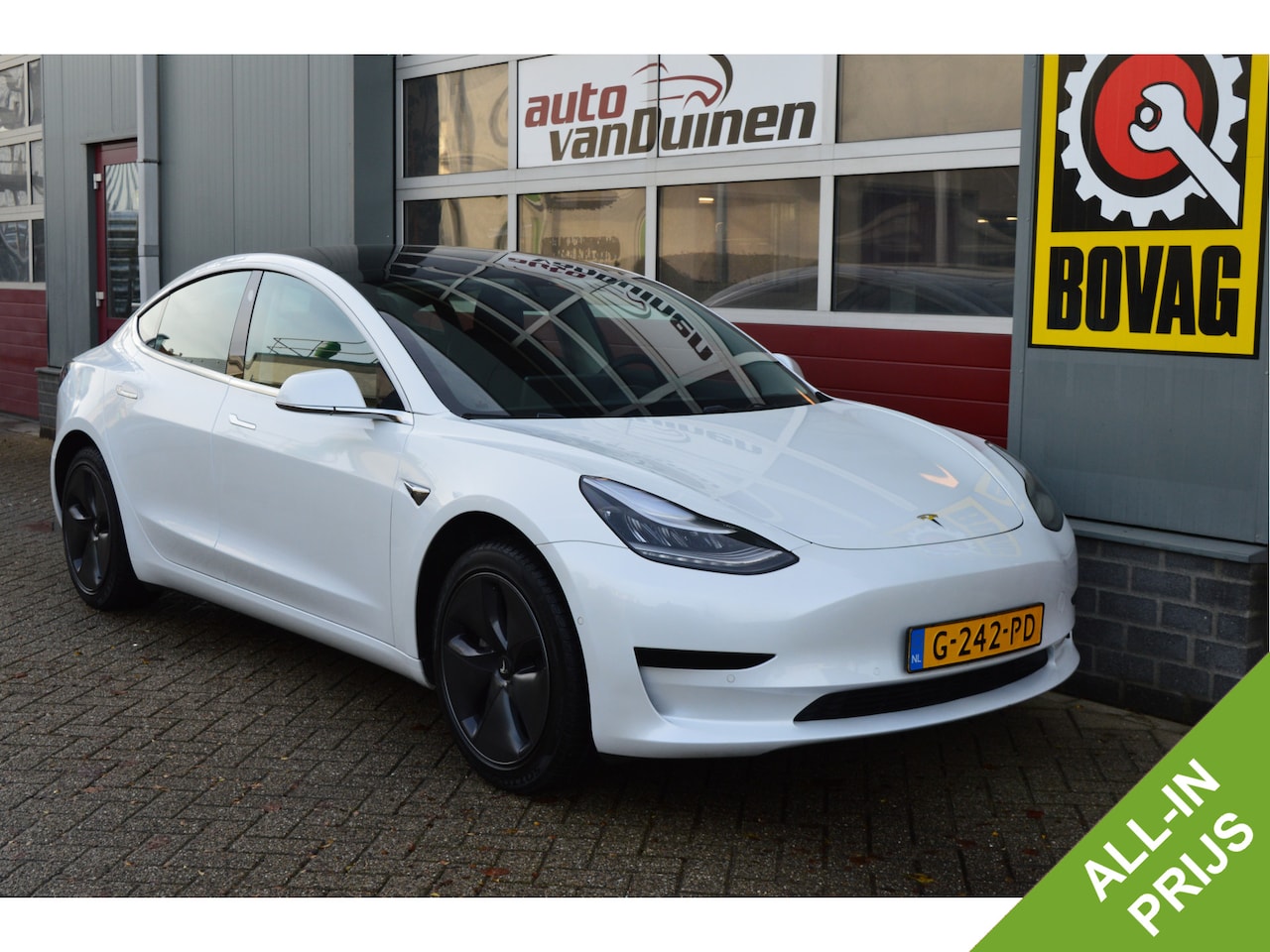 Tesla Model 3 - Standard RWD Plus 60 kWh O.a: PDC, Camera, Navi, Clima, Leder, Pano, Rijklaar, Etc. All-in - AutoWereld.nl