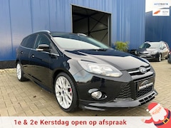 Ford Focus Wagon - 1.6 EcoBoost Titanium ST / 150PK / NAVIGATIE / ACHTERUITRIJCAMERA / PDC / STOELVERWARMING