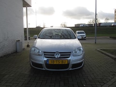 Volkswagen Jetta - 1.6 FSI Comfortline