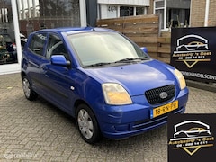 Kia Picanto - 1.0 LXE zo meenemen rijd en schakelt goed