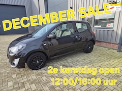 Renault Twingo - 1.2-16V Authentique DECEMBER SALE VAN € 2995 VOOR € 2695