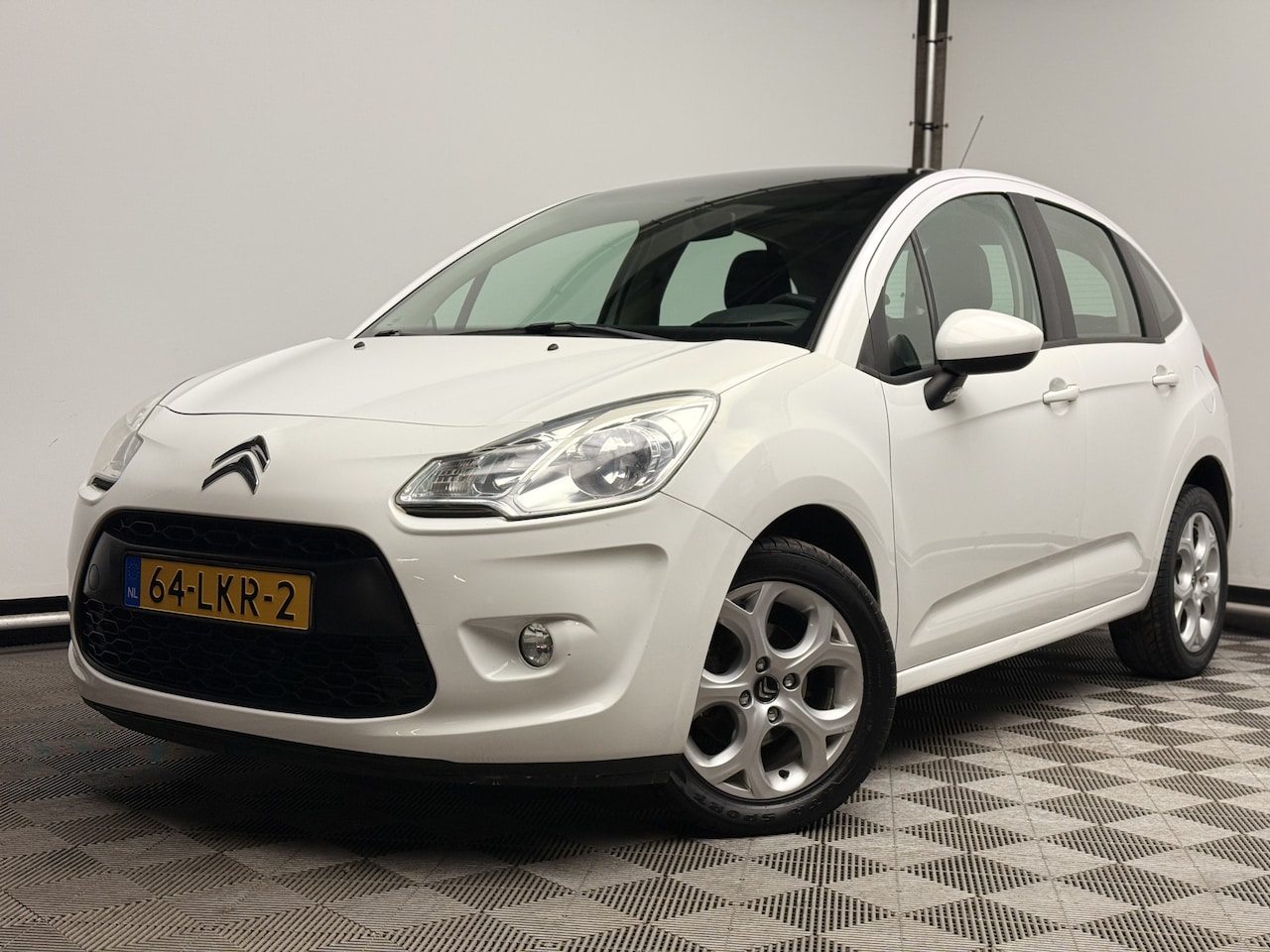 Citroën C3 - 1.4 VTi Ligne Business Navi ECC Pano LM16" 1e Eigenaar - AutoWereld.nl