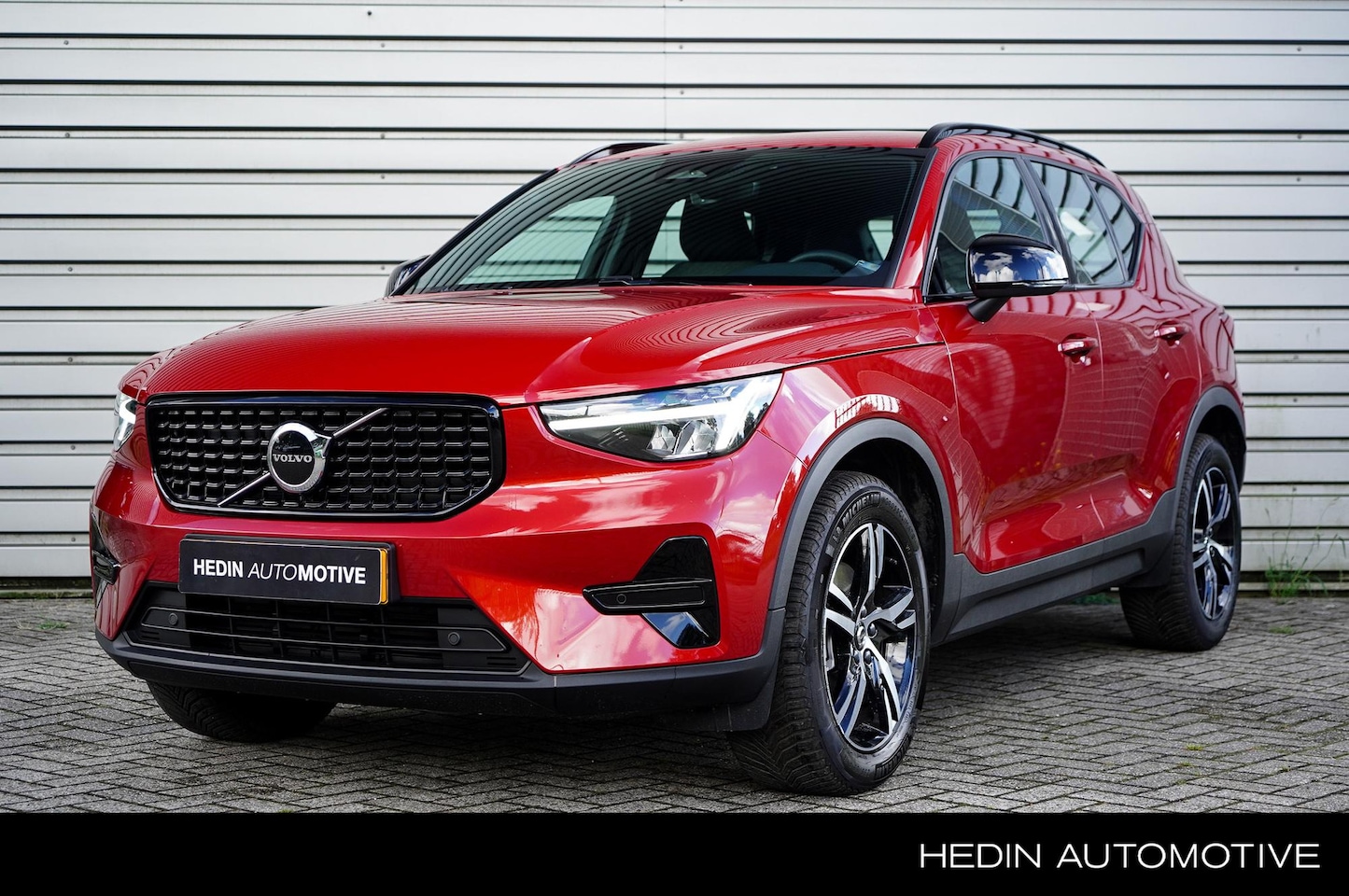 Volvo XC40 - 2.0 B4 Plus Dark | Google on Board | Internet | DAB+| Adaptieve Cruise controle | BLIS | - AutoWereld.nl