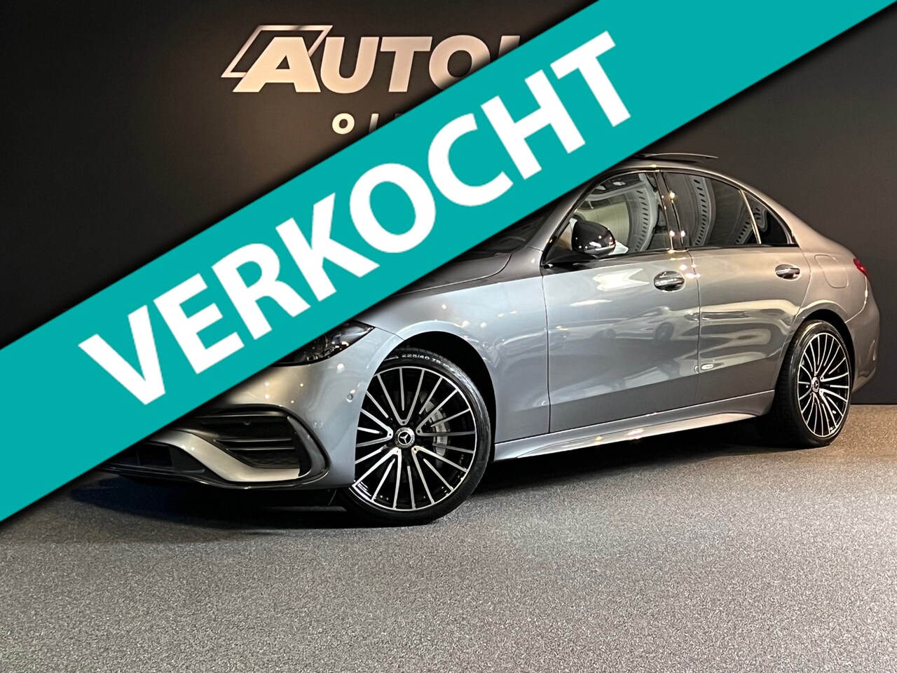 Mercedes-Benz C-klasse - 300 e AMG Line Limousine Night Edition Pano/ 19"/ SfeerverlichtingPlus/ KeylessEntry/ Came - AutoWereld.nl