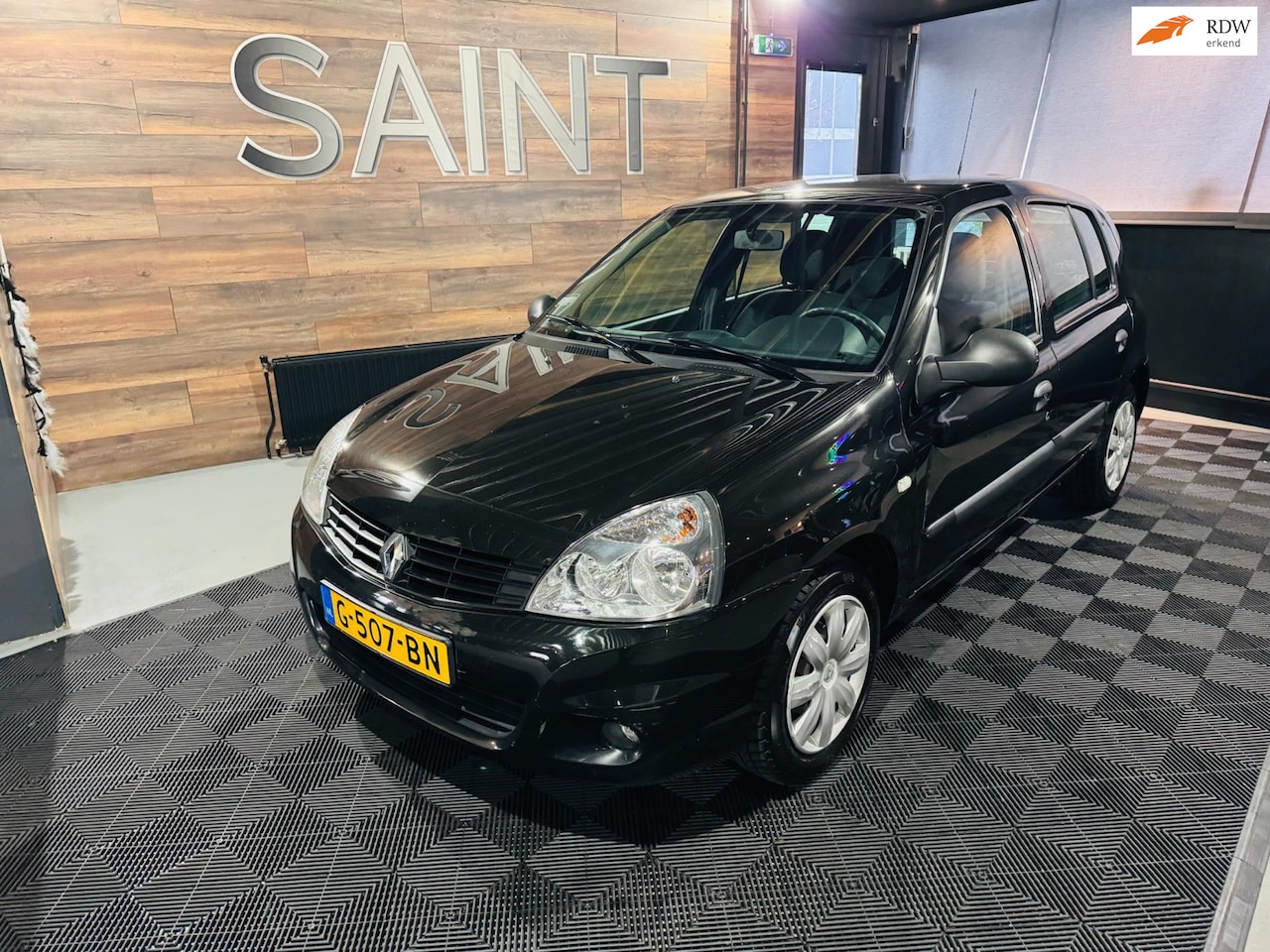 Renault Clio - 1.5 dCi 20th Anniversary 1.5 dCi 20th Anniversary - AutoWereld.nl